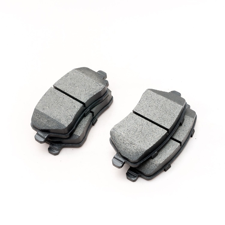 Колодки тормозные IBERIS IB153077 Перед Лев/Прав LADA LARGUS VESTA X-RAY RENAULT LOGAN DUSTER