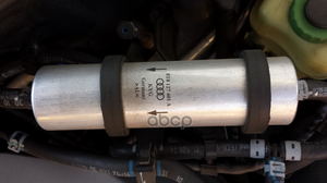 Фильтр топливный VAG арт. 8T0127401A