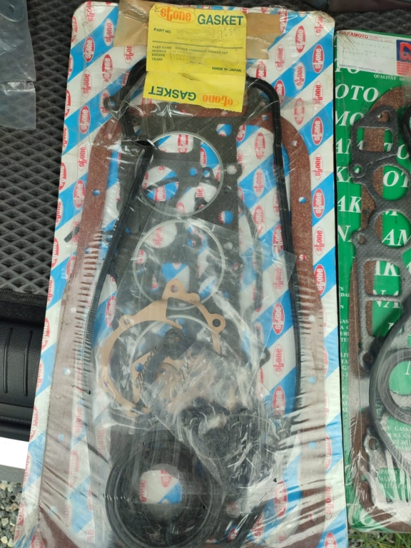 Комплект прокладок двигателя NISSAN LD20 Stone JFS00224