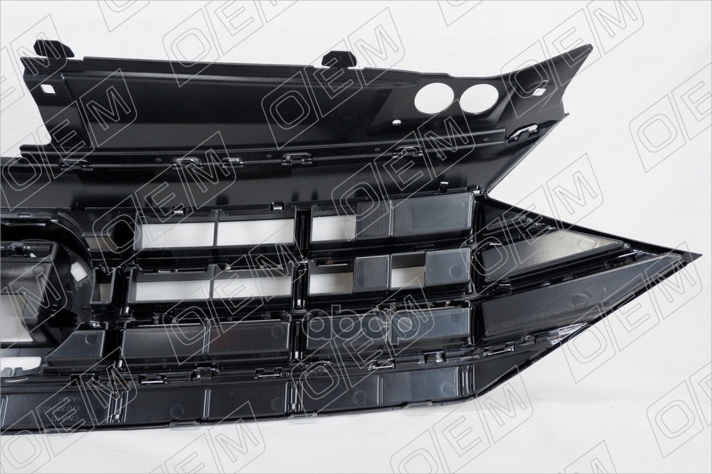 Решетка радиатора Volkswagen Jetta 7 (2020-нв) O.E.M. арт. OEM3129