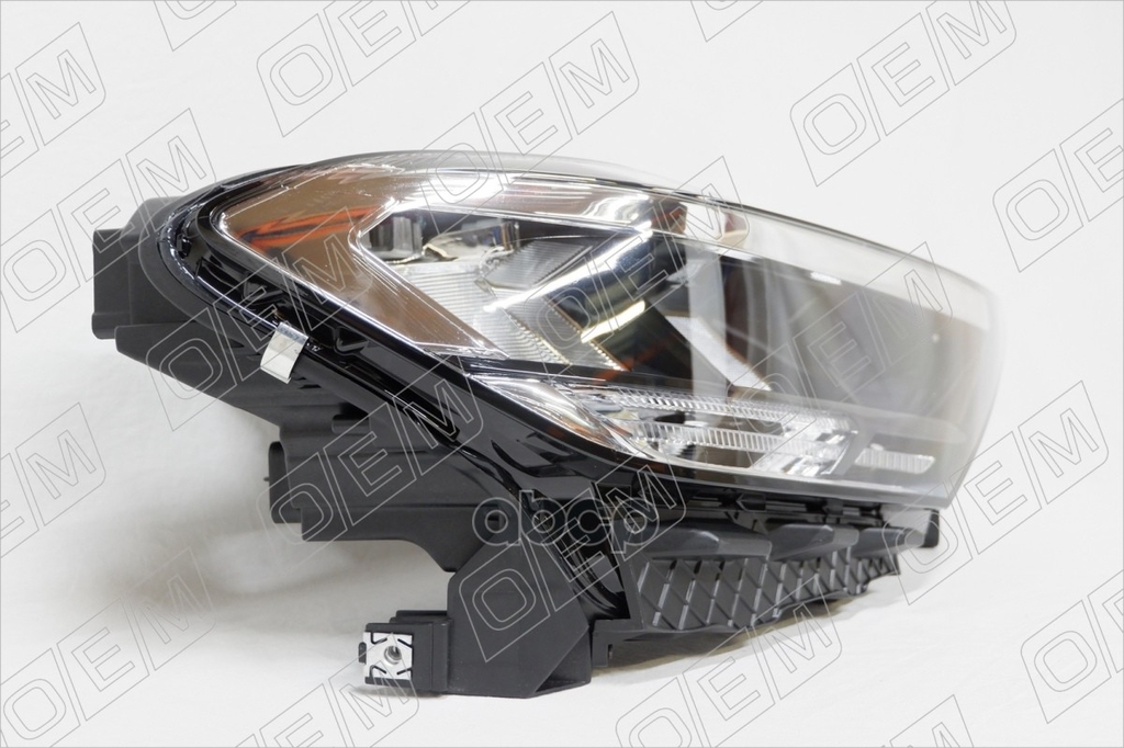 Фара правая, Volkswagen, Polo sedan, 6 (2020-нв) O.E.M. арт. OEM0208FR