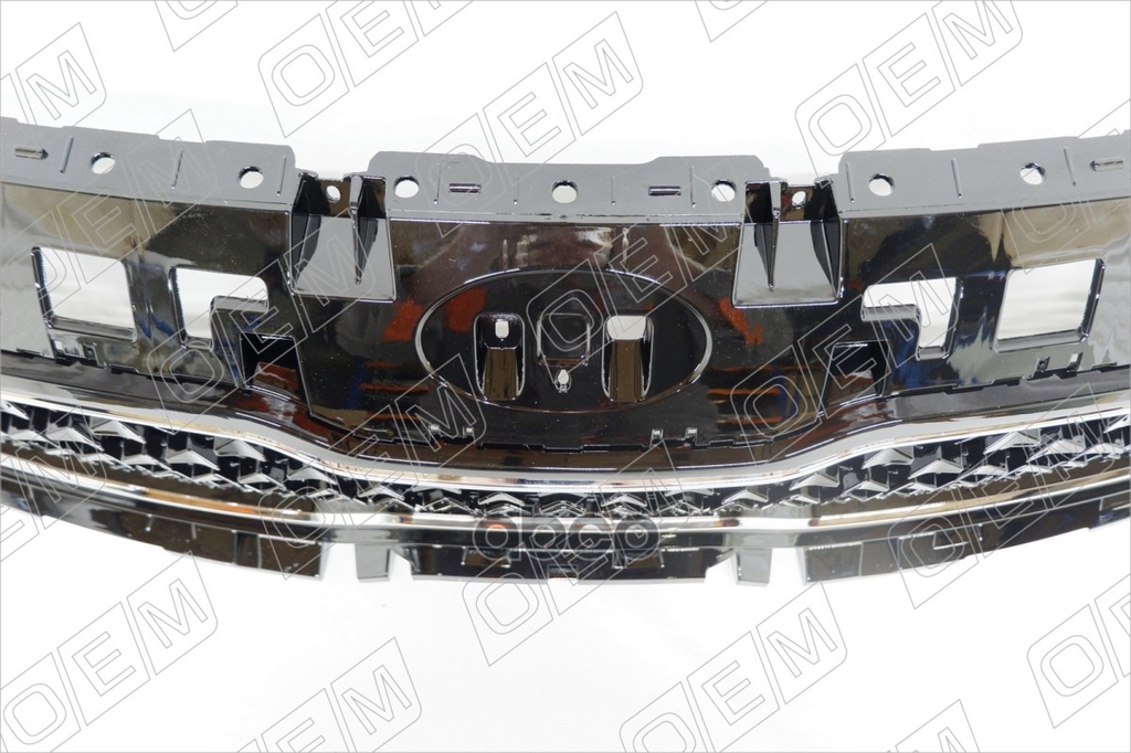 Решетка радиатора Kia Sportage 4 QL 2016-2018 O.E.M. арт. OEM3078