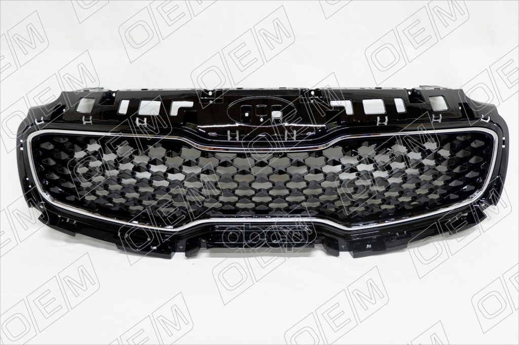 Решетка радиатора Kia Sportage 4 QL 2016-2018 O.E.M. арт. OEM3078