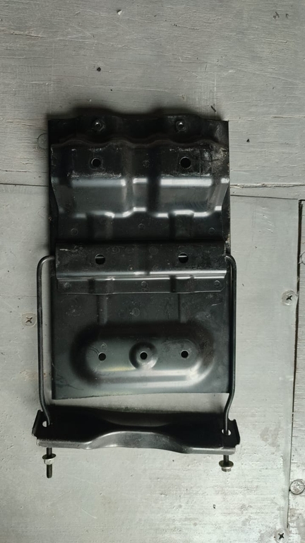 Площадка Крепления АКБ Suzuki Grand Vitara Suzuki Escudo OEM 7255065J00