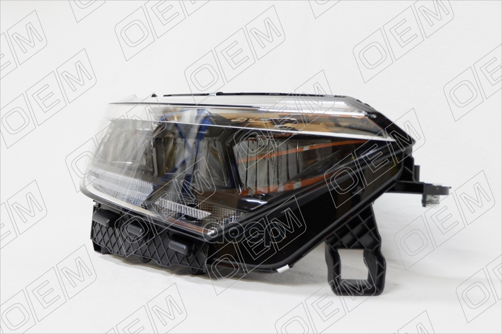 Фара правая, Volkswagen, Polo sedan, 6 (2020-нв) O.E.M. арт. OEM0208FR