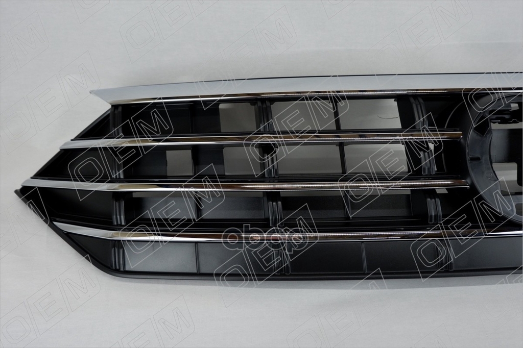 Решетка радиатора Volkswagen Jetta 7 (2020-нв) O.E.M. арт. OEM3129