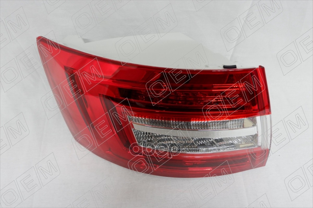 Фонарь левый Skoda Octavia 3 A7 лифтбек, 2017-2020 O.E.M. арт. OEM0047FONL