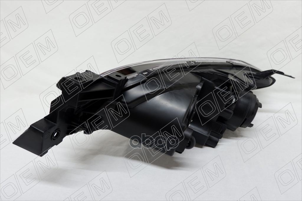 Фара правая Mazda 3 1 BK (2003-2009) седан, галоген O.E.M. арт. OEM0203FR
