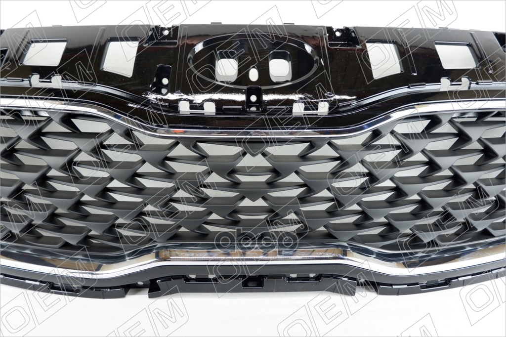 Решетка радиатора Kia Sportage 4 QL 2018-2021 O.E.M. арт. OEM3176