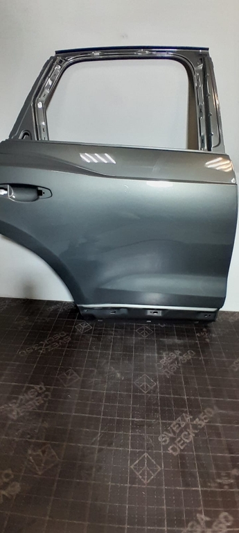 Дверь Зад Прав Audi Q3 F3 83A833052C б/у