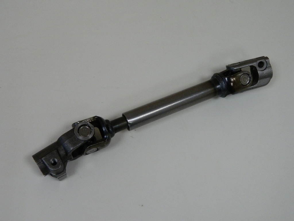 Кардан рулевой GENERAL PARTS 48080EM01C NISSAN TIIDA C11