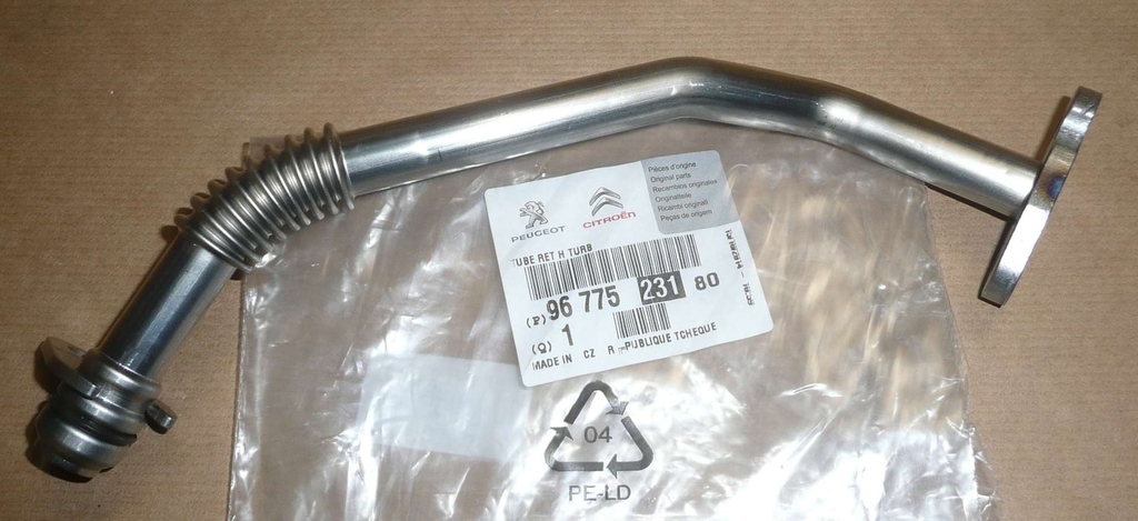 Трубка масляная 2.2 Puma Boxer / Jumper PEUGEOT-CITROEN 9677523180