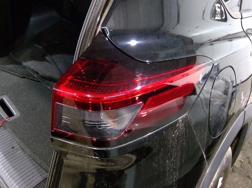 Фонарь светодиодный Зад Прав Nissan Rogue NISSAN 22023789