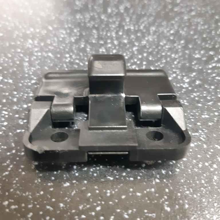 Клипса SUZUKI 7594165J00 SUZUKI