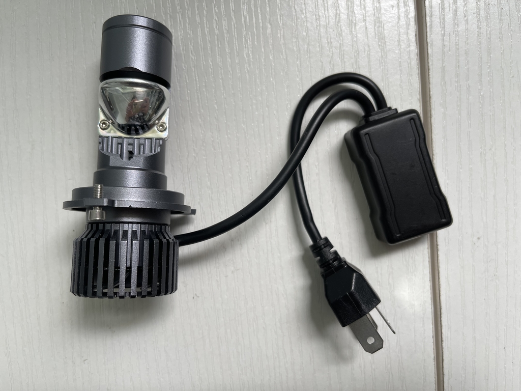 Светодиодные лампы с линзой T1L, Led лампы H4 белый свет