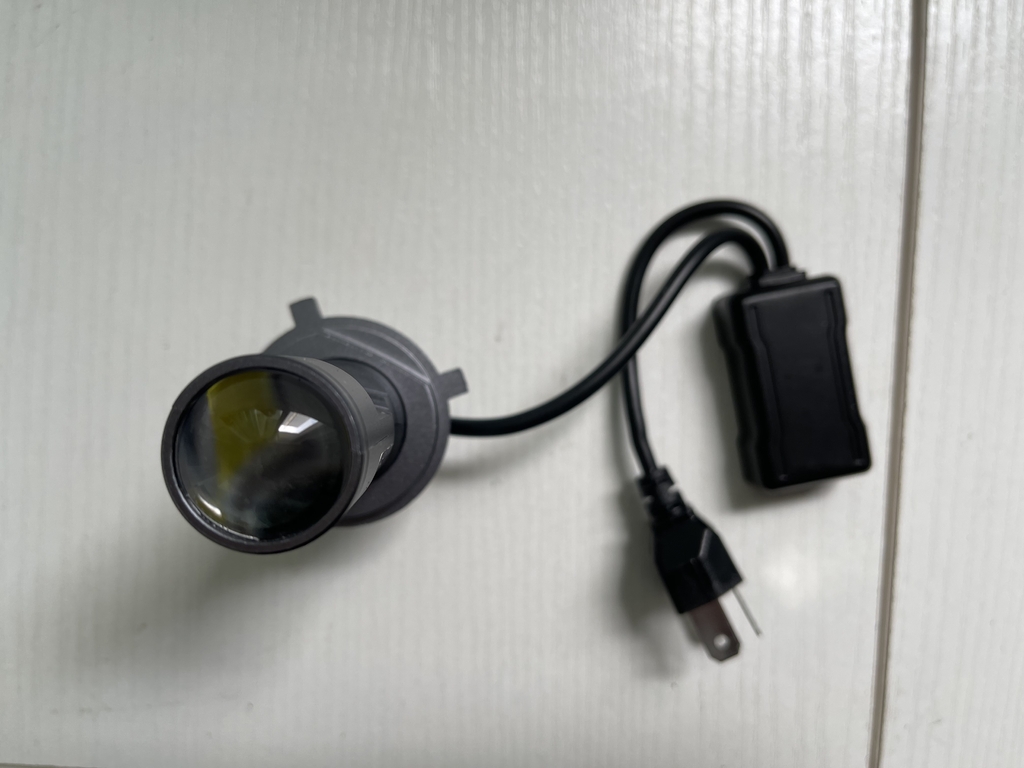 Светодиодные лампы с линзой T1L, Led лампы H4 белый свет