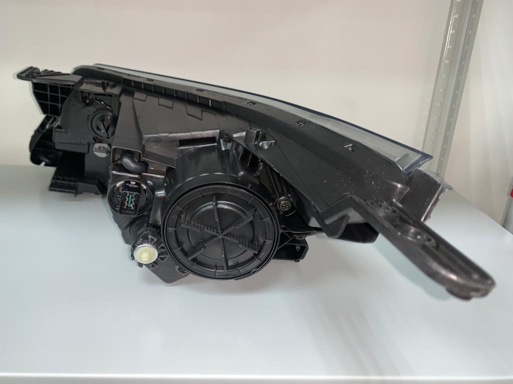Фара KIA RIO 3 RH 2015-2017 рестайлинг (Линза) Jorden JH0315K2001AR OEM 921024X511