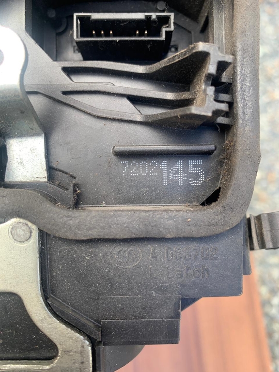 Замок двери Перед Лев BMW X5 E70 7202145 б/у