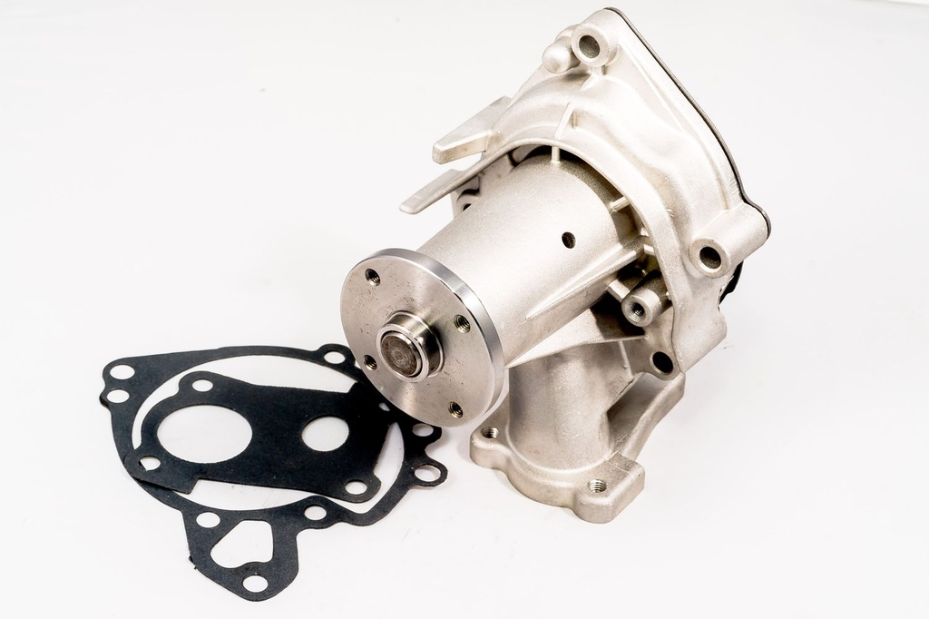 Насос водяной IBERIS IB3030 Hyundai Terracan H-1 Mitsubishi L 200 Iii K7t K6t Pajero