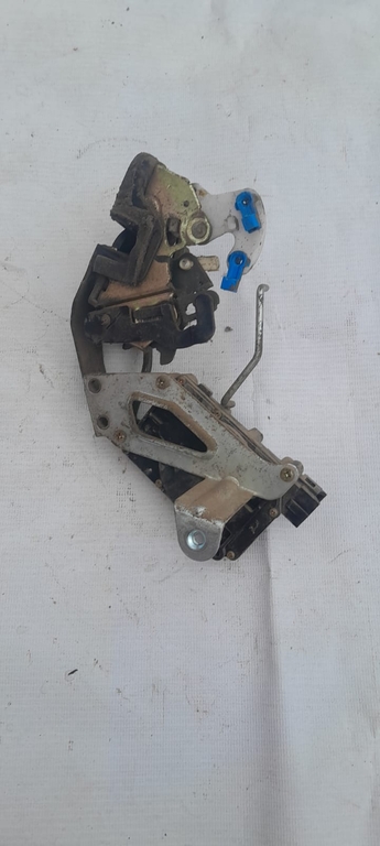 Замок двери Зад Лев HYUNDAI ACCENT 8141025000 б/у