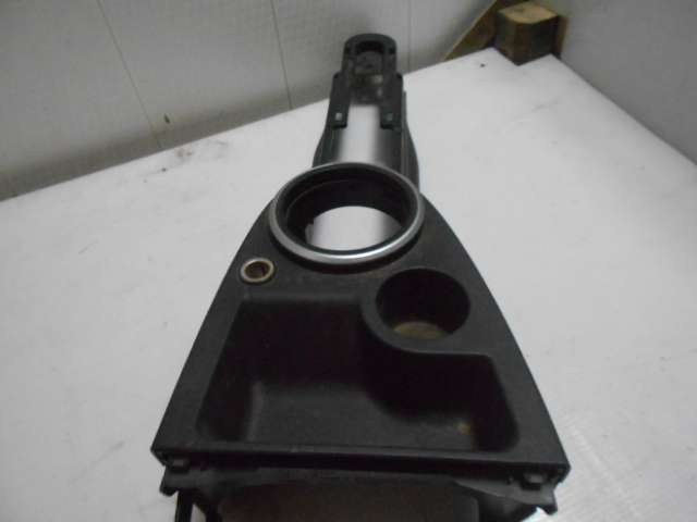 Рамка кулисы КПП FORD Fusion (б/у) 031220222