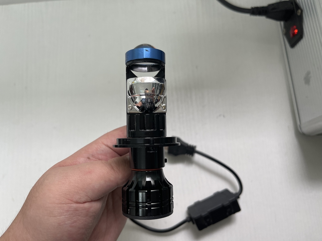 Светодиодные лампы с линзой P5, Led лампы H4 белый свет