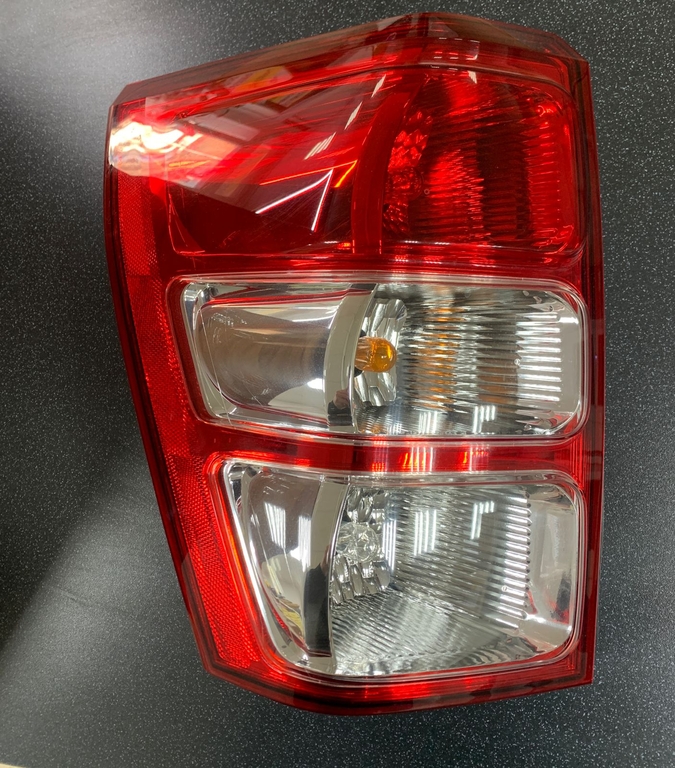 Фонарь SUZUKI Grand Vitara TDA4W 2008 Задн. Лев. (Контрактный) 3567065J21