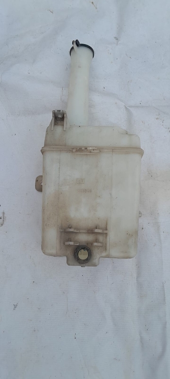 Бачок омывателя HYUNDAI ACCENT 9861025000 б/у