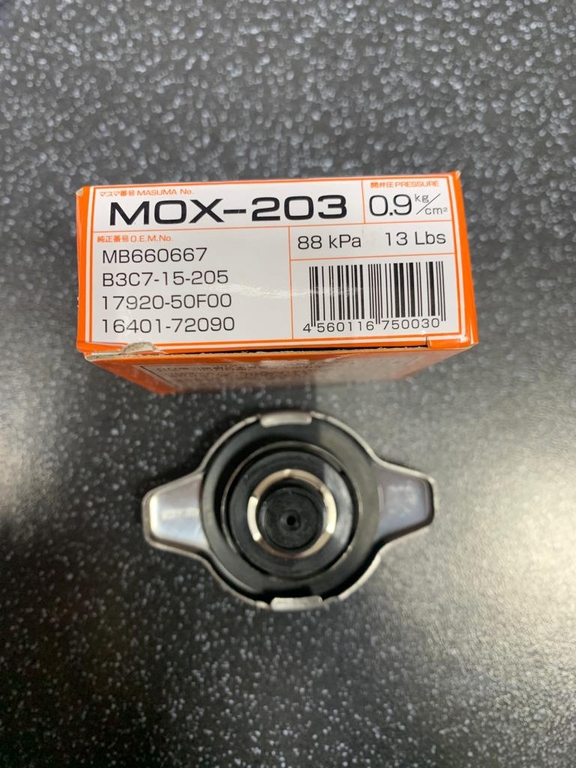 Крышка радиатора MASUMA MOX203